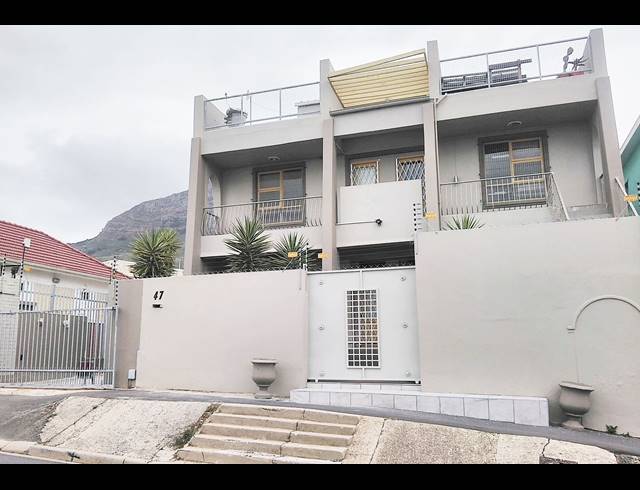 2 bed property to rent in WOODSTOCK